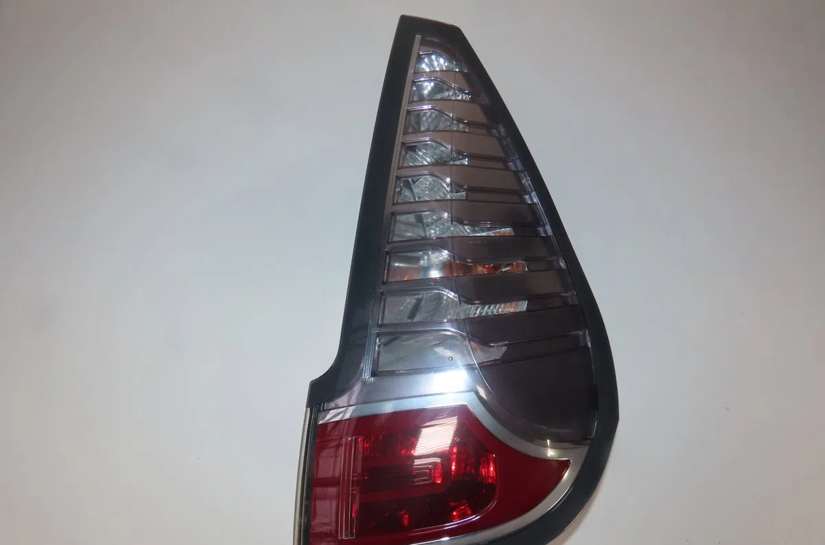 Feu arrière droit Renault SCÉNIC III (JZ0-1_) 1.5 dci (2009) 5 portes occasion