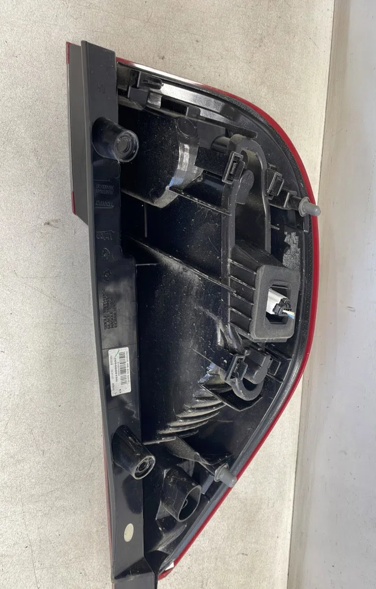 Feu arrière droit Renault SCÉNIC III (JZ0-1_) 1.5 dci (2009) 5 portes occasion