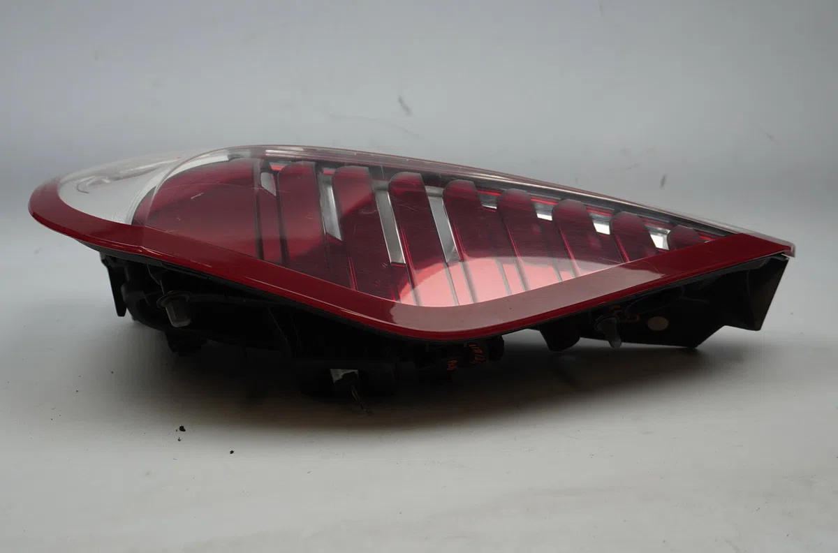 Feu arrière droit Renault SCÉNIC III (JZ0-1_) 2.0 dci (jz0y, jz26) (2009) occasion