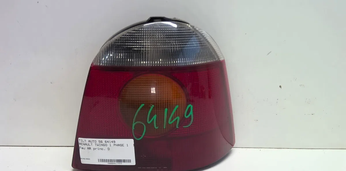Feu arrière droit Renault TWINGO I (C06_) 1.2 (c063, c064) (1993-1996) 3 portes occasion