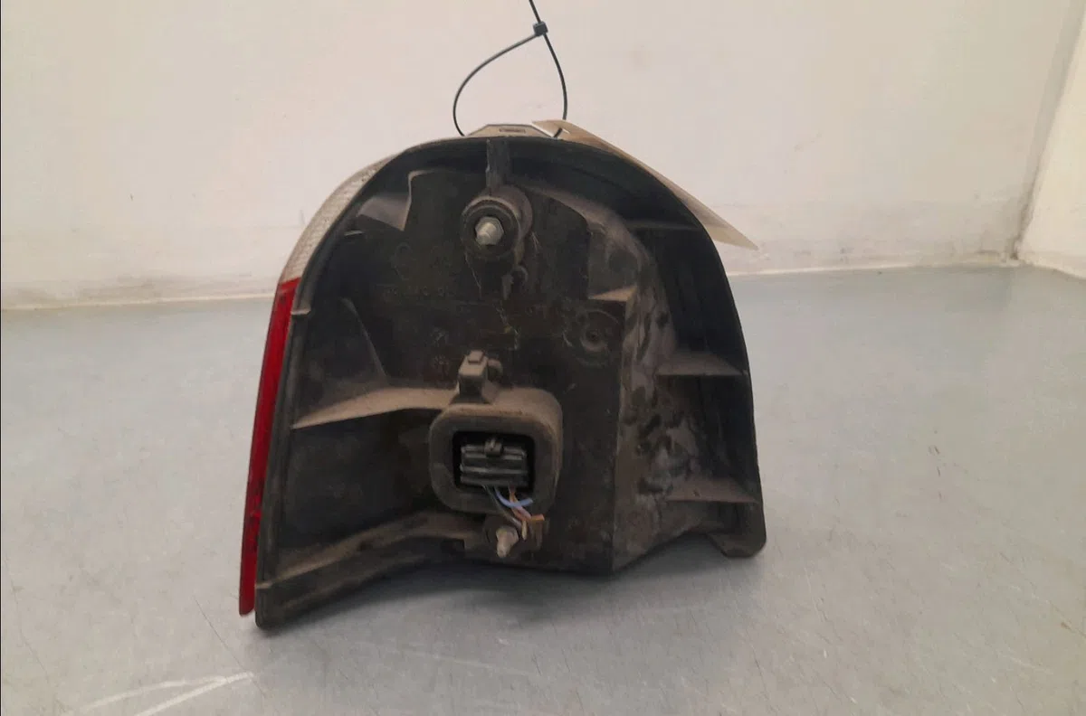 Feu arrière droit RENAULT TWINGO I occasion
