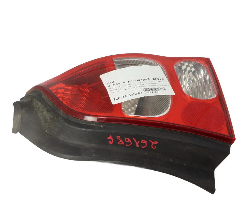 Feu arrière droit Renault TWINGO II (CN0_) 1.2 (cn0d) (2007-2014) 3 portes occasion