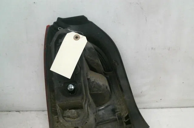 Feu arrière droit Renault TWINGO II (CN0_) 1.5 dci (cn0e) (2007-2014) 3 portes occasion