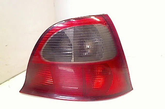 Feu arrière droit ROVER 25  1.4i 100ch occasion