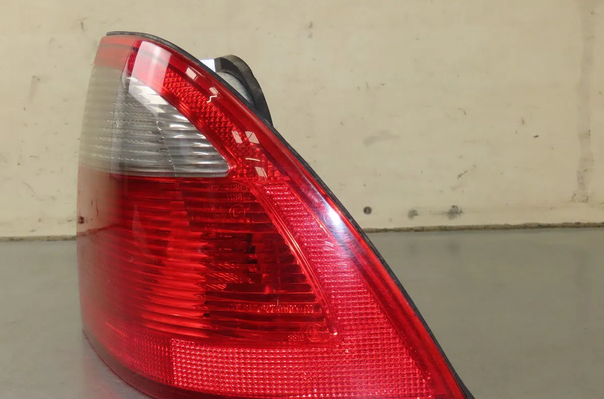 Feu arrière droit Saab 9-5 (YS3E) 3.0 tid (2001-2005) occasion