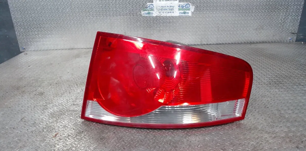 Feu arrière droit Seat ALTEA XL (5P5, 5P8) 2.0 tdi 4x4 (2007-2013) occasion