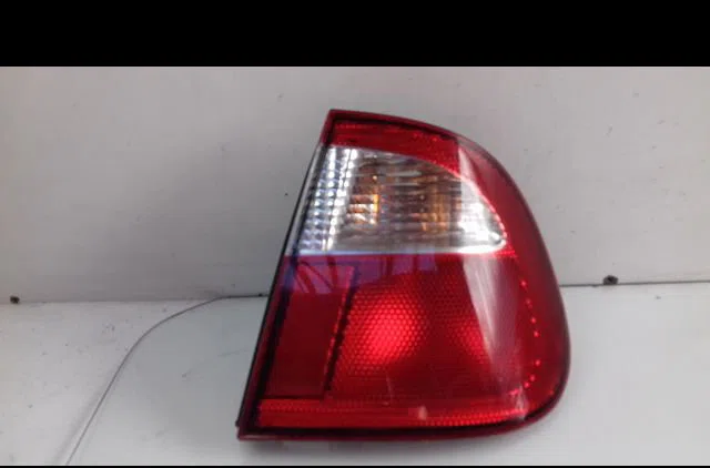 Feu arrière droit Seat CORDOBA (6K1, 6K2) 1.4 16v (2000-2002) occasion