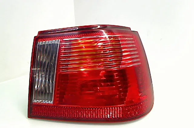 Feu arrière droit SEAT IBIZA II  1.9 TDI 90ch occasion