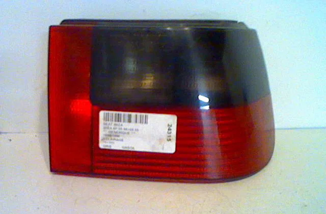 Feu arrière droit SEAT IBIZA II 1996 occasion