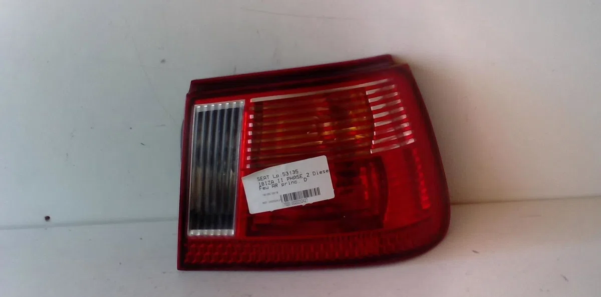 Feu arrière droit Seat IBIZA II (6K1) 1.9 sdi (1996-1999) occasion