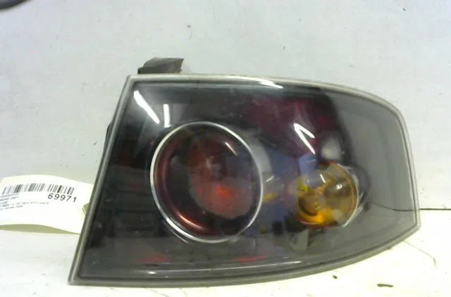 Feu arrière droit Seat IBIZA III (6L1) 1.4 tdi (2002-2005) 3 portes occasion