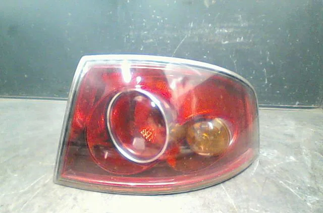 Feu arrière droit Seat IBIZA III (6L1) 1.4 tdi (2002-2005) occasion