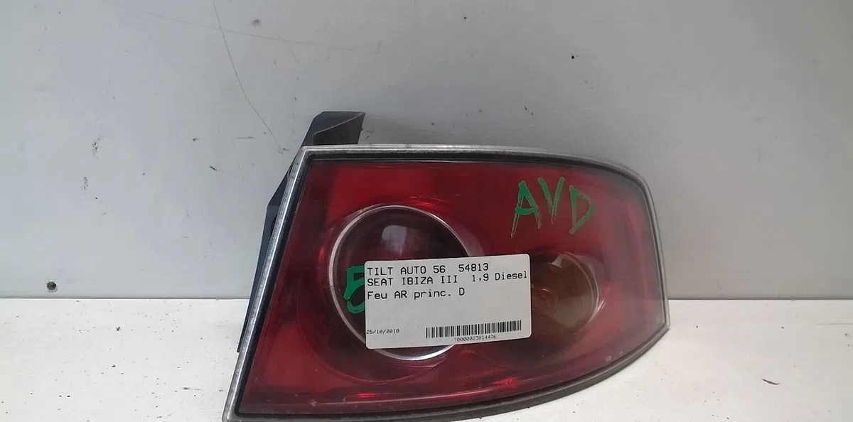 Feu arrière droit Seat IBIZA III (6L1) 1.9 tdi (2002-2009) 5 portes occasion