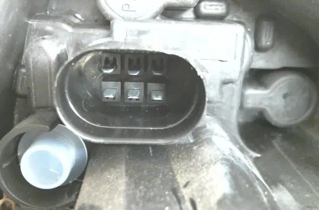 Feu arrière droit Seat IBIZA IV (6J5, 6P1) 1.9 tdi (2008-2010) occasion