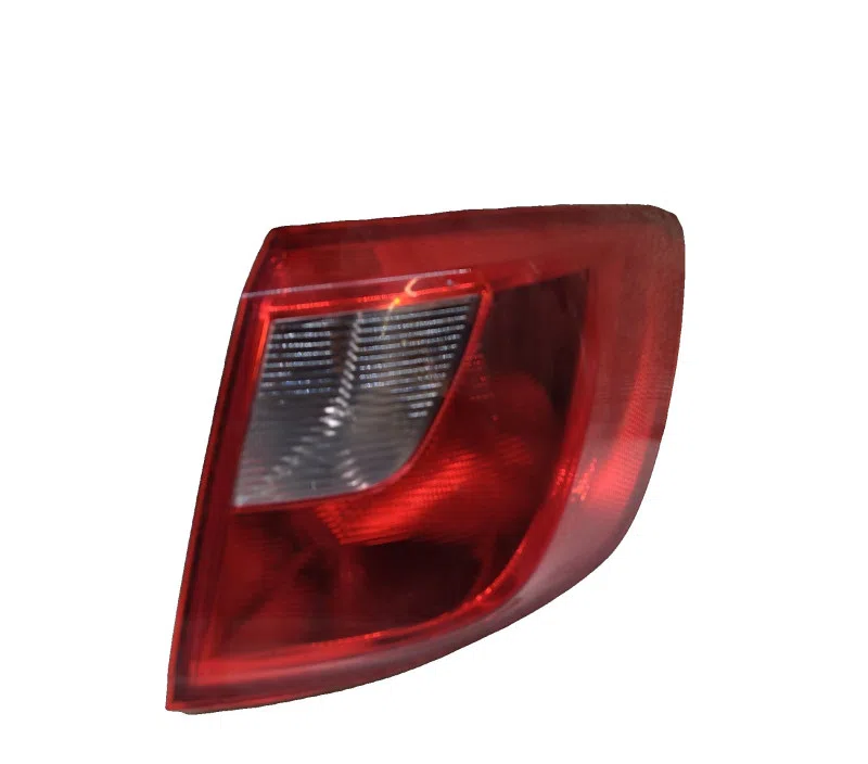 FEU ARRIERE DROIT SEAT IBIZA IV 6J8945096