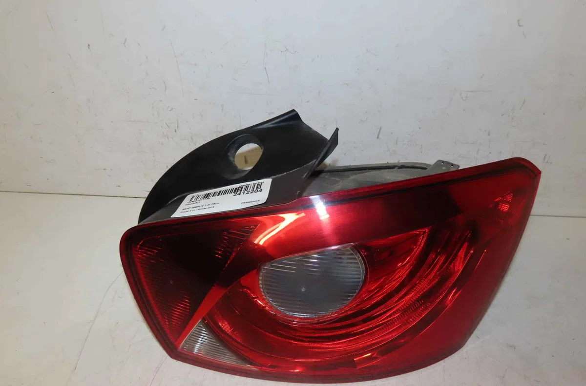 Feu arrière droit SEAT IBIZA IV occasion