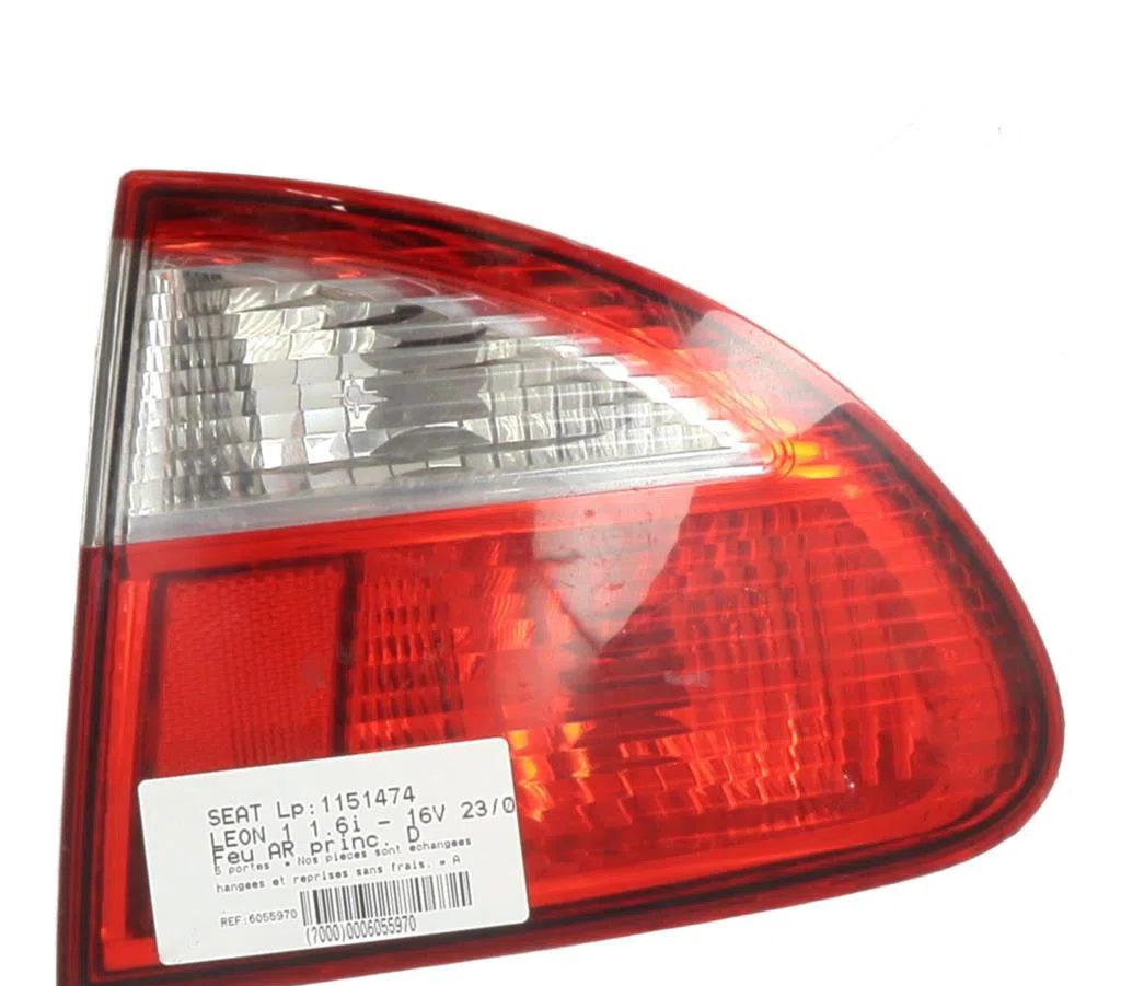 Feu arrière droit Seat LEON (1M1) 1.6 16 v (2000-2006) occasion