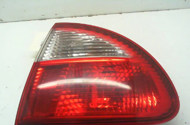 Feu arrière droit Seat LEON (1M1) 1.8 20v t 4 (1999-2006) occasion