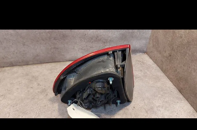 Feu arrière droit SEAT LEON I 2004 occasion