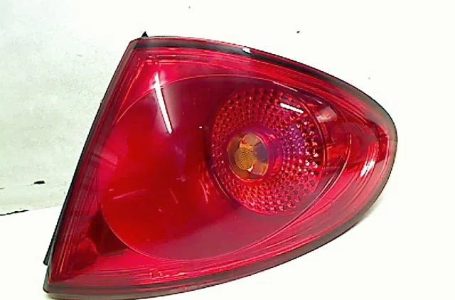 Feu arrière droit Seat TOLEDO III (5P2) 1.9 tdi (2004-2009) occasion