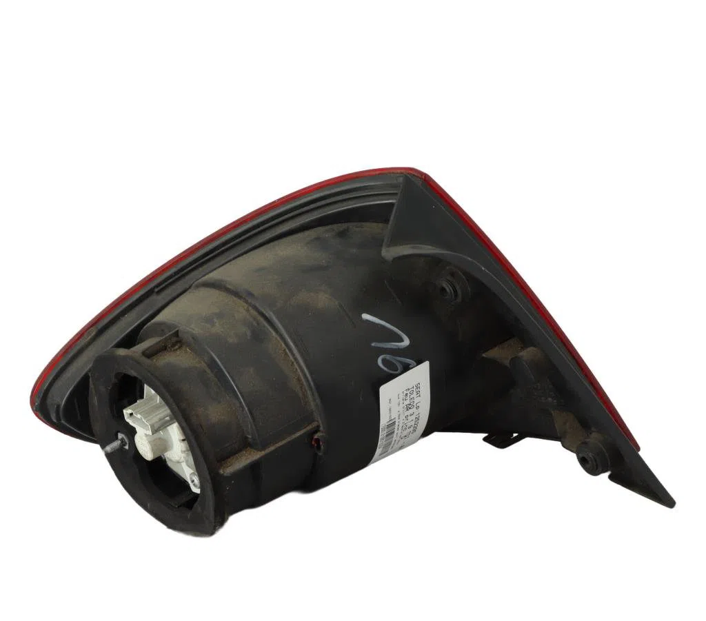 Feu arrière droit Seat TOLEDO III (5P2) 1.9 tdi (2004-2009) occasion