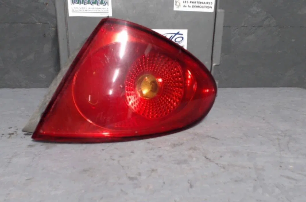 Feu arrière droit Seat TOLEDO III (5P2) 2.0 tdi 16v (2004-2009) occasion