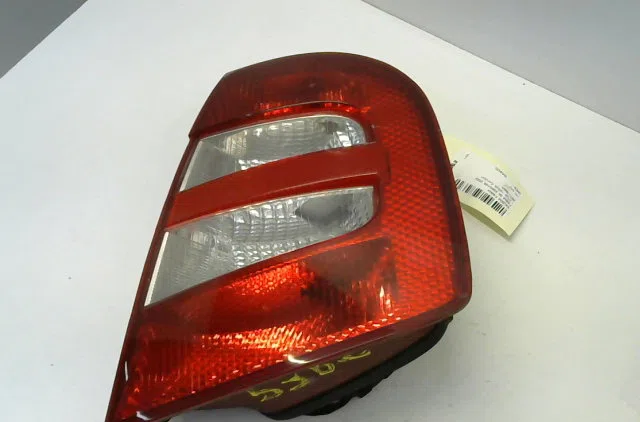 Feu arrière droit SKODA FABIA I  1.9 TDI 100ch occasion