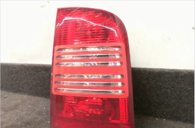 Feu arrière droit Skoda OCTAVIA I Combi (1U5) 1.9 tdi (1998-2010) occasion