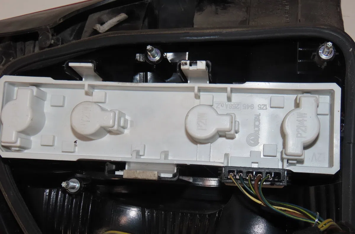 Feu arrière droit Skoda OCTAVIA II (1Z3) 1.6 tdi (2009-2013) occasion