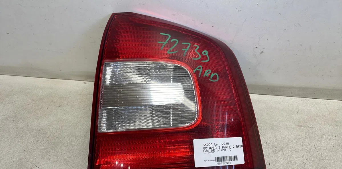 Feu arrière droit Skoda OCTAVIA II Combi (1Z5) 1.6 tdi (2009-2013) occasion