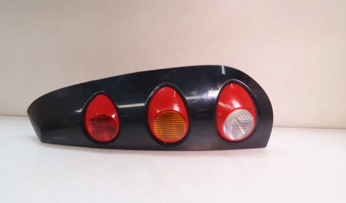 Feu arrière droit SMART FORFOUR 2006 occasion