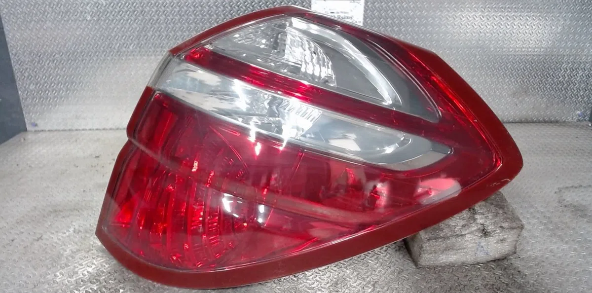 Feu arrière droit Subaru OUTBACK (BL, BP) 2.0 d awd (bpd) (2008-2009) 5 portes occasion