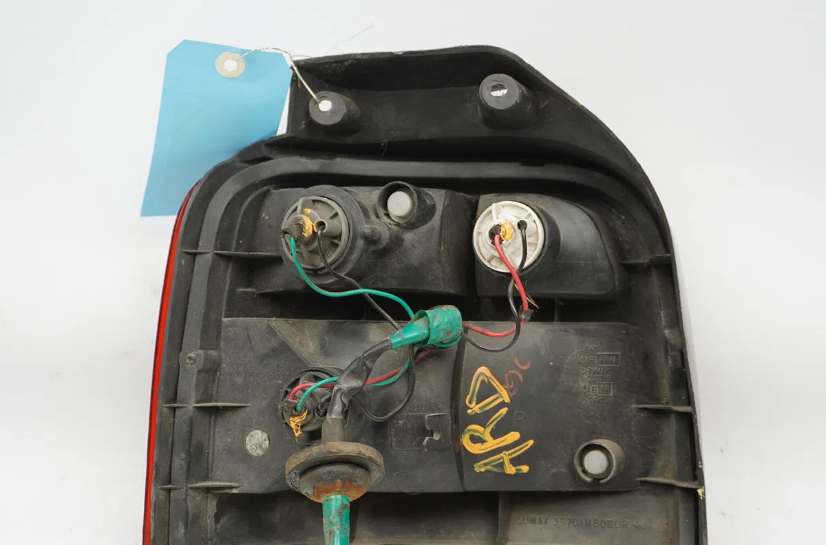 Feu arrière droit Suzuki ALTO IV (EF) 1.0 (sh410) (1994-2002) occasion
