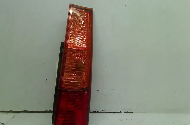 Feu arrière droit Suzuki IGNIS II (MH) 1.3 (rm413) (2003) occasion