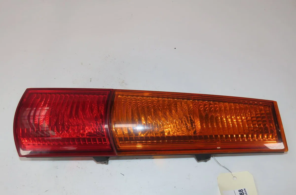 Feu arrière droit Suzuki IGNIS II (MH) 1.5 (rm415) (2003) occasion