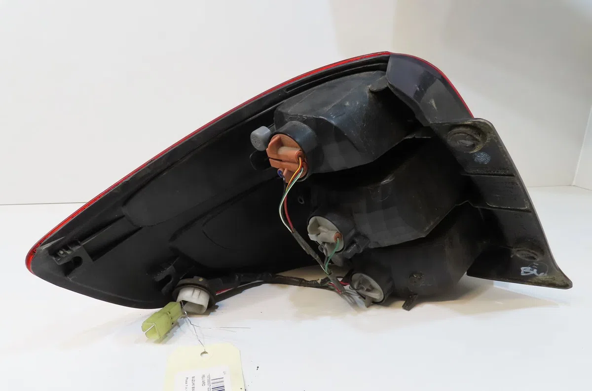 Feu arrière droit Suzuki SX4 (EY, GY) 1.6 vvt (rw 416) (2006) occasion