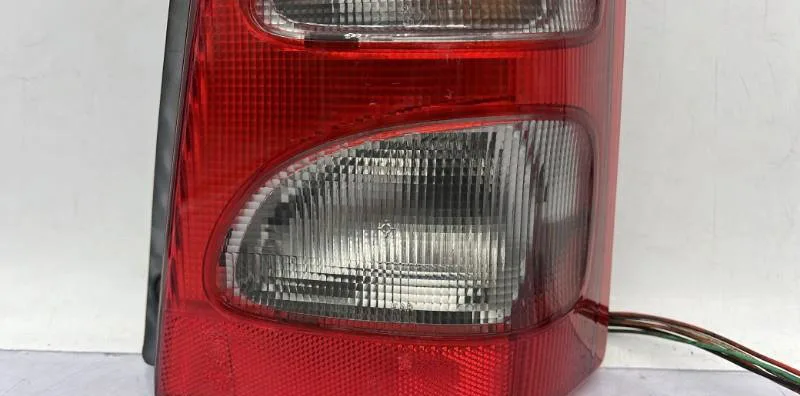 Feu arrière droit SUZUKI WAGON-R PHASE 2 occasion