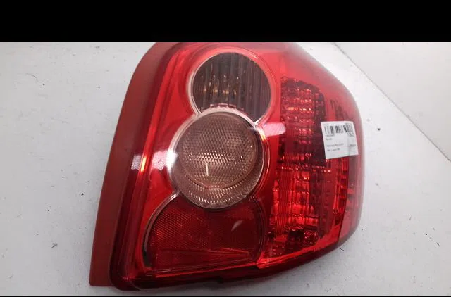 Feu arrière droit Toyota AURIS (_E15_) 1.6 (zre151_) (2007-2012) occasion