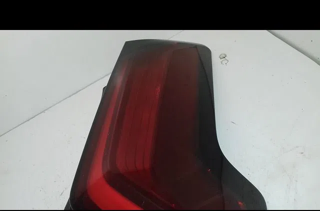Feu arrière droit Toyota AYGO X (_B7_) 1.0 vvt-i (kgb70) (2022) occasion