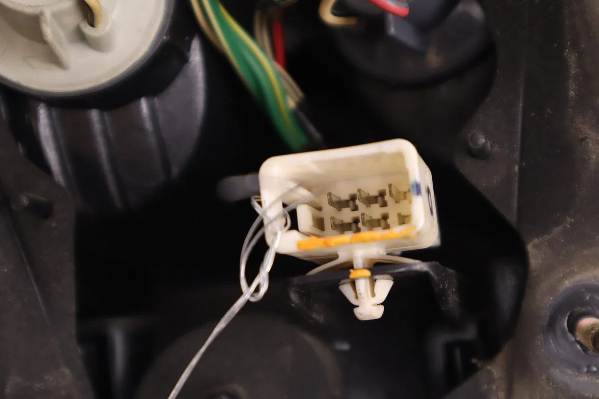 Feu arrière droit Toyota COROLLA Compact (_E11_) 1.4 (ee111_) (1997-1999) occasion