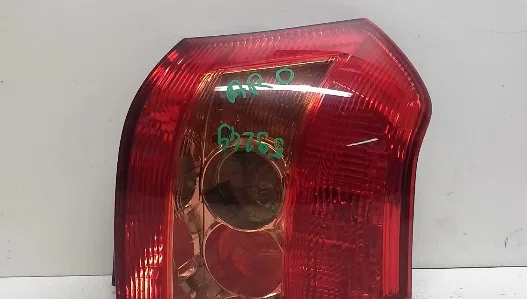 Feu arrière droit Toyota COROLLA (_E12_) 1.4 d (nde120_) (2004-2007) 5 portes occasion