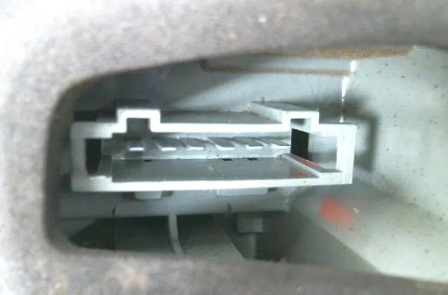 Feu arrière droit Volkswagen FOX 3-5 portes (5Z1, 5Z3, 5Z4) 1.2 (2005-2011) occasion