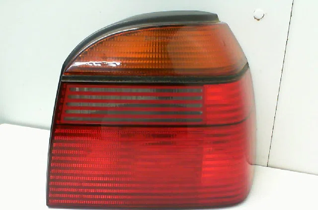Feu arrière droit VOLKSWAGEN GOLF III  1.9 TDI 90ch occasion