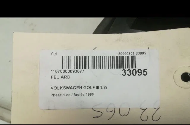 Feu arrière droit VOLKSWAGEN GOLF III 1996 occasion