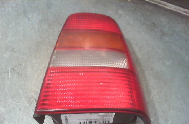 Feu arrière droit Volkswagen GOLF III Variant (1H5) 1.9 td (1993-1999) occasion