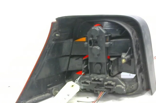 Feu arrière droit Volkswagen GOLF IV (1J1) 1.9 sdi (1997-2005) occasion