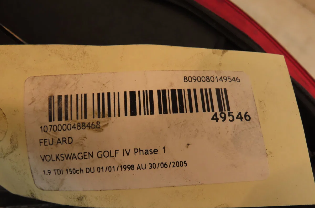 Feu arrière droit Volkswagen GOLF IV (1J1) 1.9 tdi (1997-2004) occasion