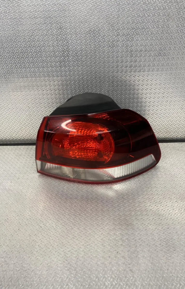 Feu arrière droit Volkswagen GOLF PLUS V (5M1, 521) 1.4 tsi (2006-2008) occasion