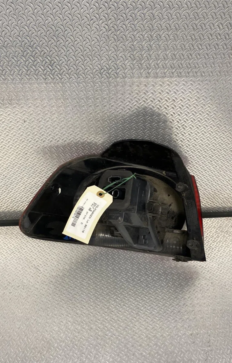 Feu arrière droit Volkswagen GOLF PLUS V (5M1, 521) 1.4 tsi (2006-2008) occasion