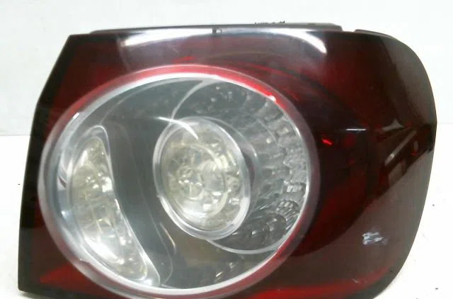 Feu arrière droit Volkswagen GOLF PLUS V (5M1, 521) 1.9 tdi (2005-2009) 5 portes occasion